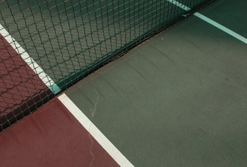 hiring a tennis court cleaning company