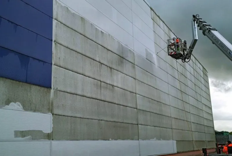 Cleaning a cladding of an industrial factory in Liverpool
