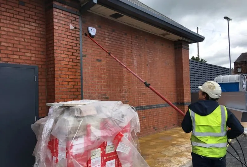 Removing Black Stains from Brickwork