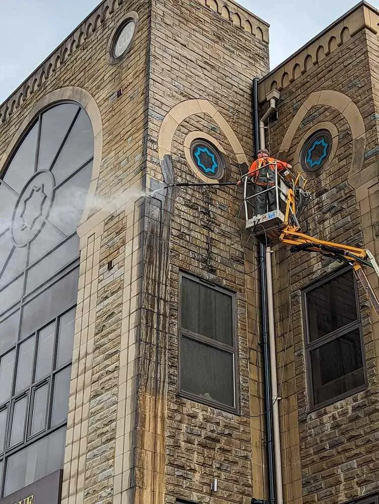 building cleaning with the help of jet washing company in Liverpool